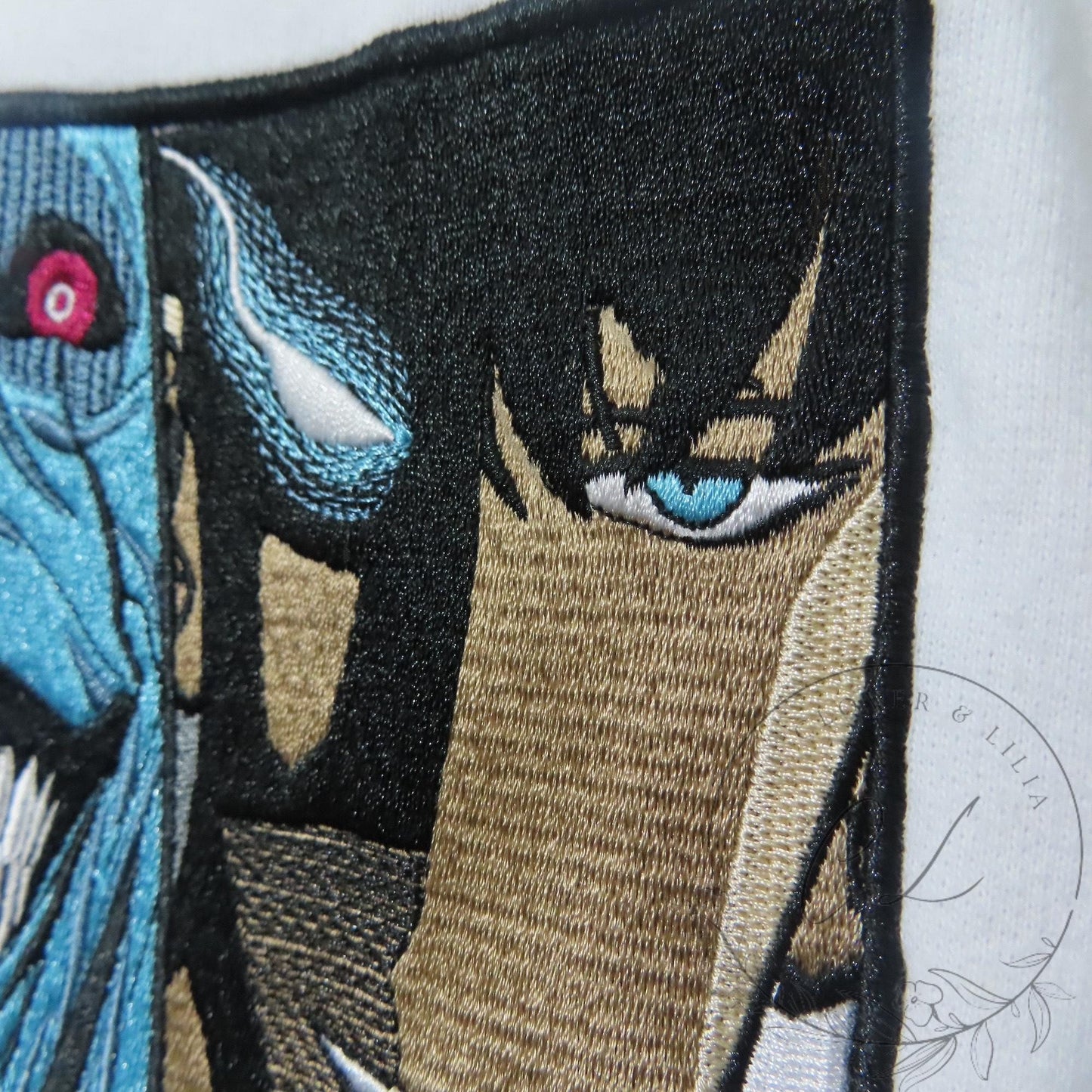 SOLO02| Embroidered Anime Sweatshirt | Embroidered Anime Shirt | Anime Lover Sweatshirt | Gift For Her | Gift For Him |