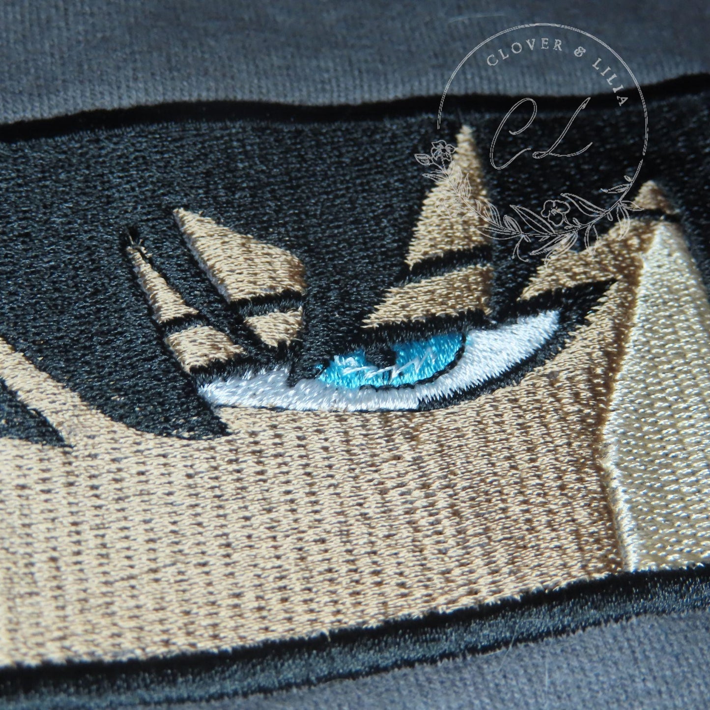 SOLO01| Embroidered Anime Sweatshirt | Embroidered Anime Shirt | Anime Lover Sweatshirt | Gift For Her | Gift For Him |